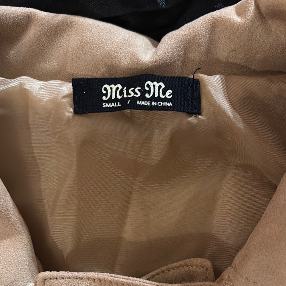 Miss Me Beige Sleeveless fringe vest size small - Picture 2 of 9